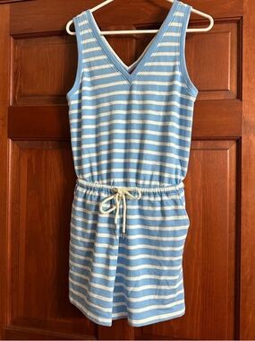 Lou & Grey Light Blue & White Striped Knit Top with Red Trim - small